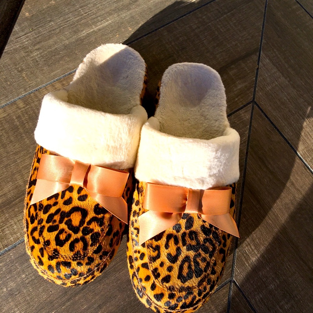 Vionic Suede Mule Slippers